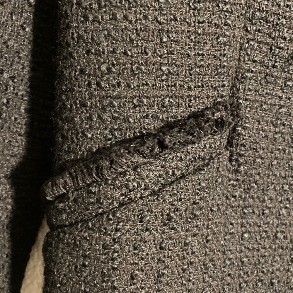 Blazer - Picture 6 of 7